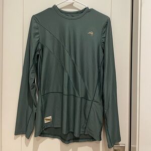 Men’s Tracksmith Van Cortlandt Green Long Sleeve Athletic Top